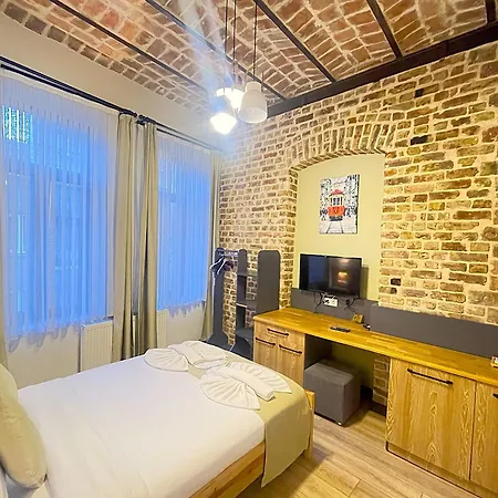 Taksim Luxury Alkan 4*
